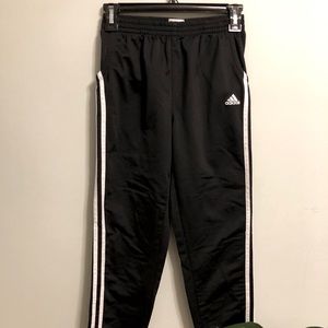 🏃🏼‍♀️Adidas Track Pants🏃🏼‍♀️